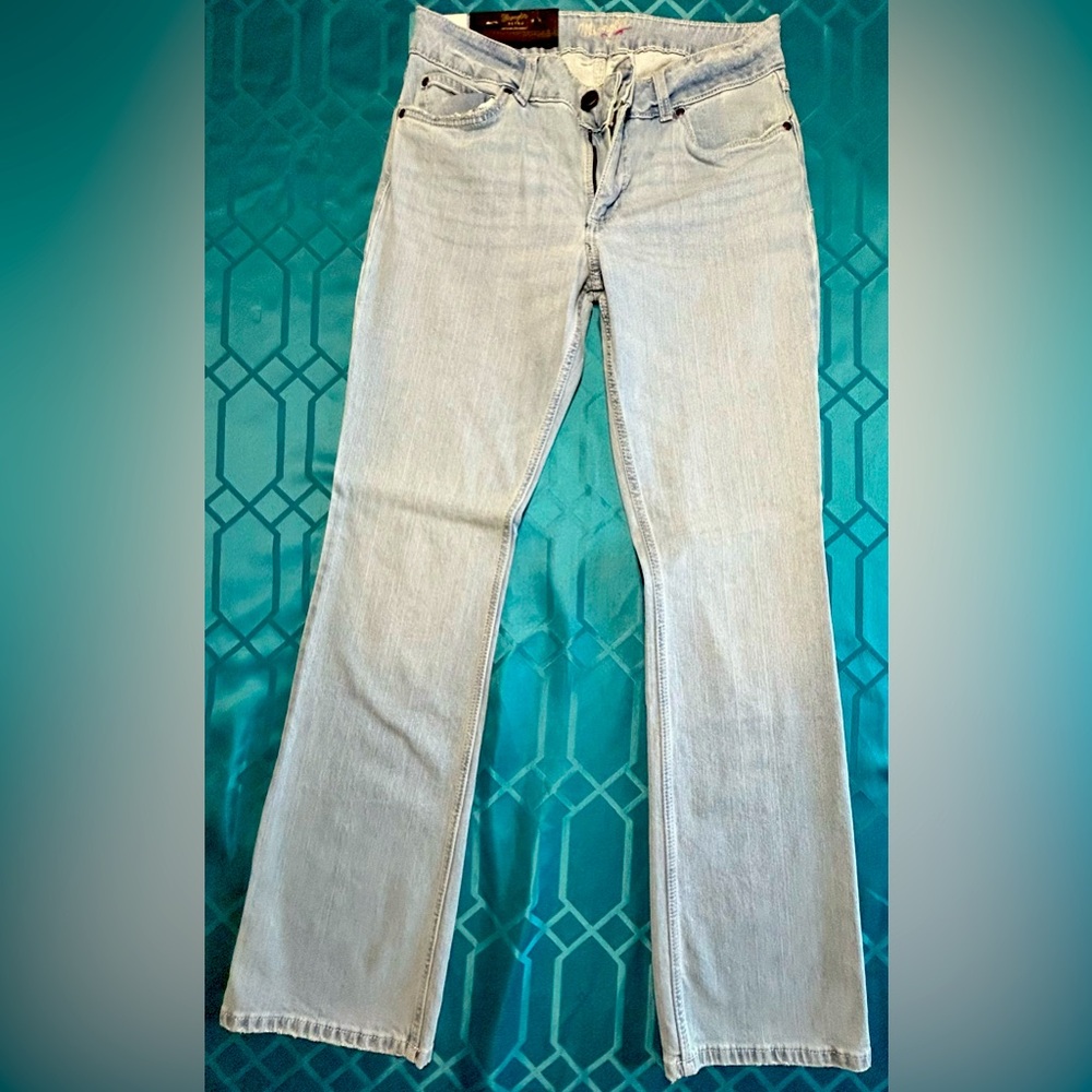 Wrangler Retro Mae Mid-Rise Jeans